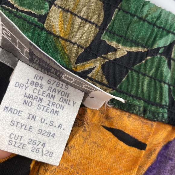 Studio C II NWT Faux Wrap Tropical Floral Skirt 26/28 - Picture 6 of 9